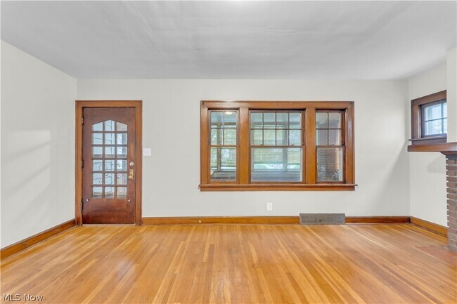 Building Photo - 3311 W 130th St