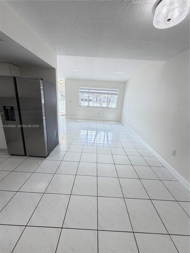 Building Photo - 6926 NW 166th Terrace