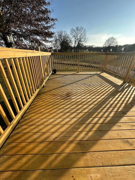 Building Photo - 8890 W Farm Rd 104