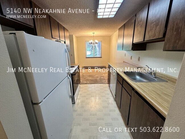 Building Photo - 5140 NW Neakahnie Ave