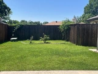 Building Photo - 445 Cozby Ave