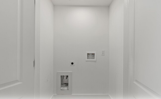 Building Photo - Luxury Living in Peachtree City