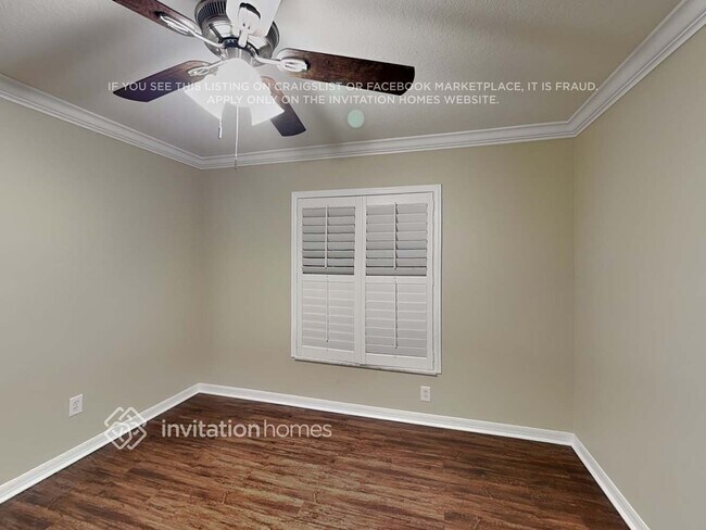 Building Photo - 6647 Clair Shore Dr