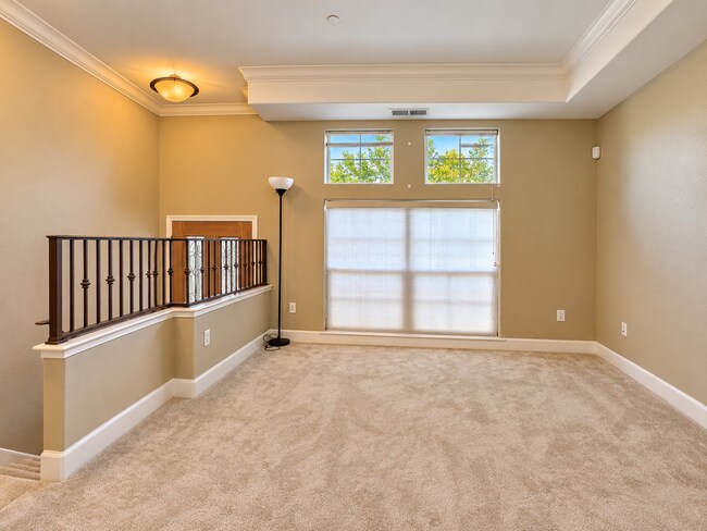 Building Photo - 41911 Cerchio Terrace