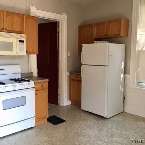 Building Photo - 202 Green St