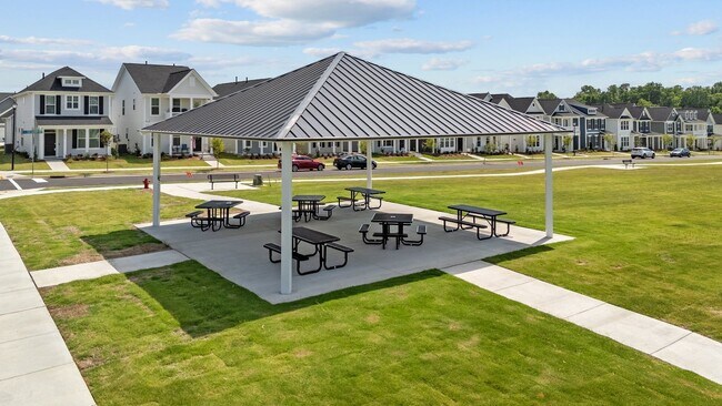 Building Photo - Stunning 3BR Home with Spacious Open Layout, Community Pool & Playground