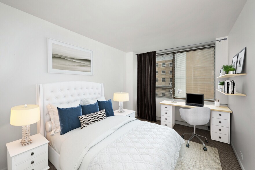 Building Photo - 2800 N Lake Shore Dr