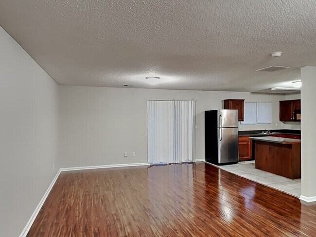 Building Photo - 10007 Branley Oak Dr