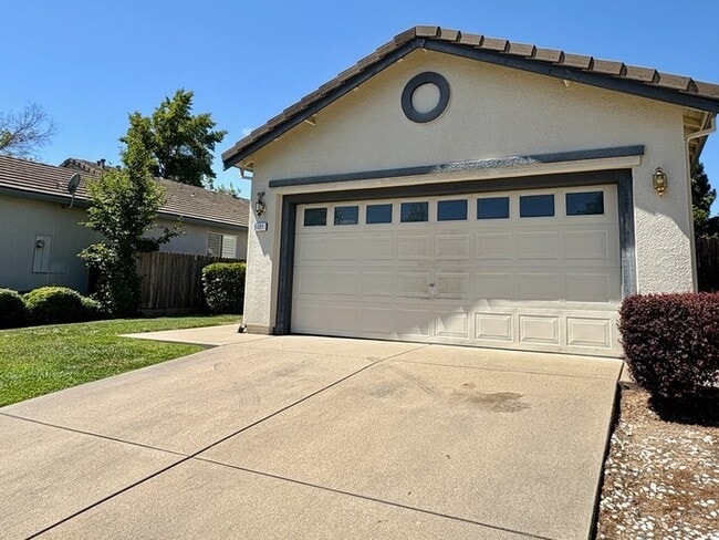 Building Photo - Great 3 Bedroom 2 Bathroom Home for Rent i...