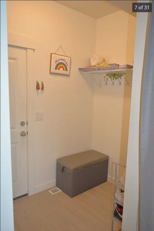 Building Photo - 9337 N Tampa Dr