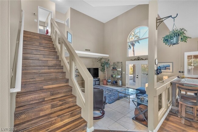 Building Photo - 3824 Sunking St