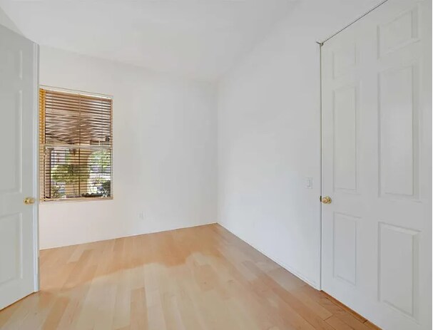 Building Photo - 771 Dry Creek Dr