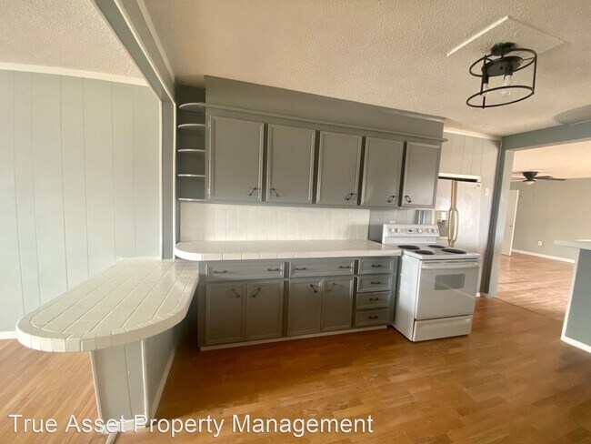 Building Photo - 3 br, 2 bath House - 3506 31st St