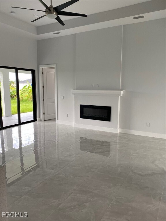 Building Photo - 702 NW 2nd Ln