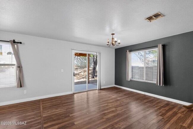 Building Photo - 1337 W Camino Mesa Sonorense