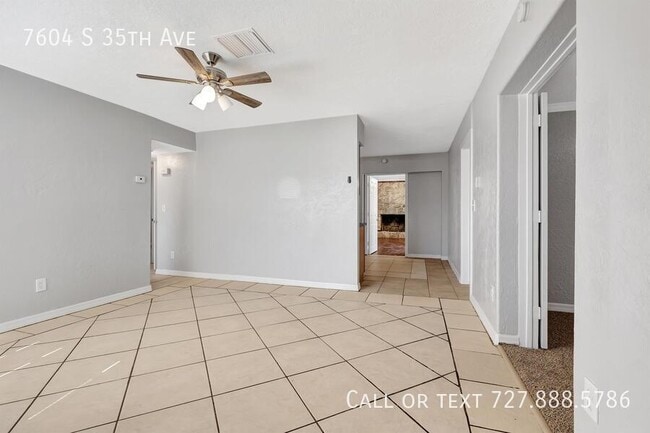 Building Photo - 7604 S 35th Ave