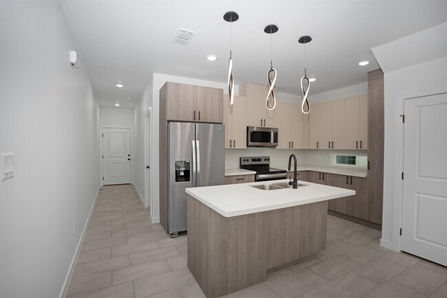 Building Photo - 8218 Casa Verde Rd
