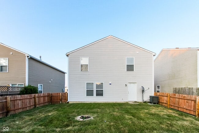 Building Photo - 1766 Blue Grass Pkwy