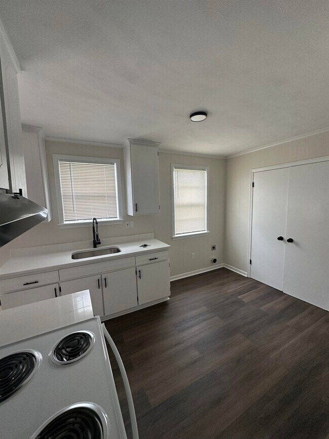 Building Photo - 2540 Keen Rd