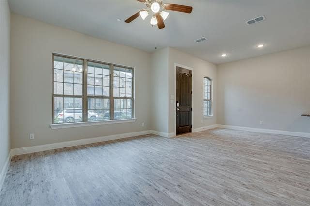 Building Photo - 6217 Rainbow Valley Pl