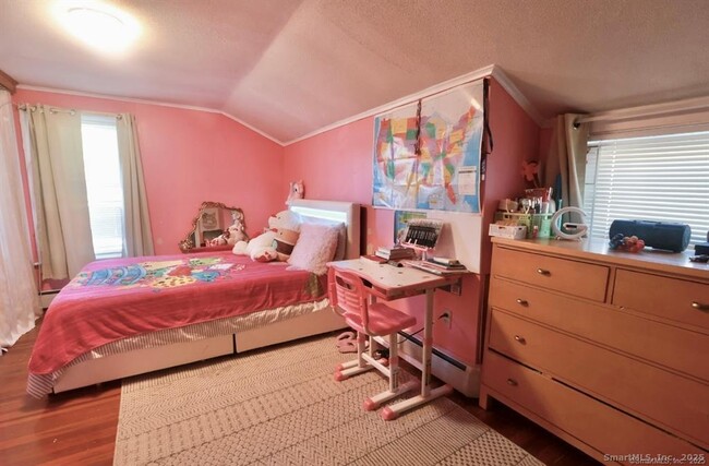 Building Photo - 131 Greenwood St