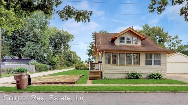 Primary Photo - 4 br, 2 bath House - 1116 Locust St