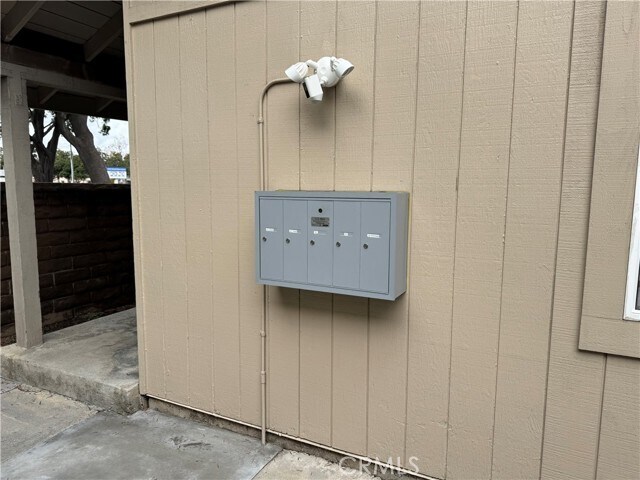 Building Photo - 5238 Hayter Ave