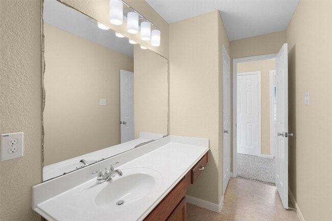 Building Photo - 18743 Westgate Park Dr