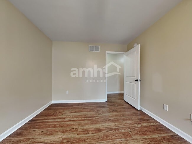 Building Photo - 4940 Grace View Ln