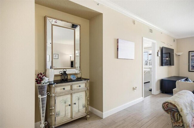 Building Photo - 60 Surfview Dr