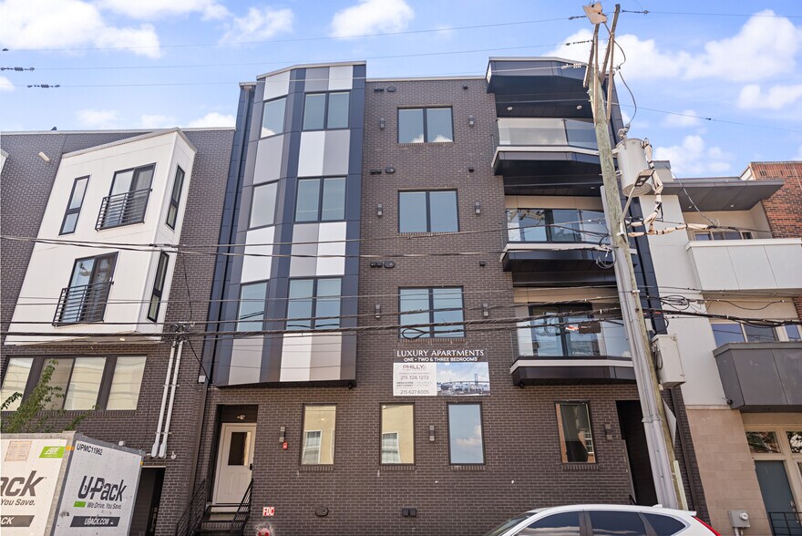 Primary Photo - 408 N Front St