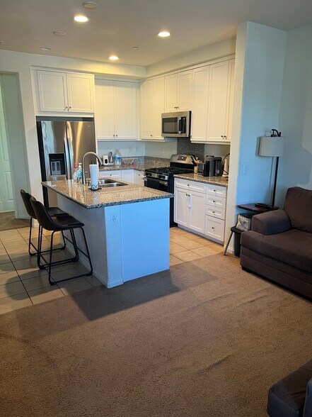 Building Photo - 14838 Nordhoff St