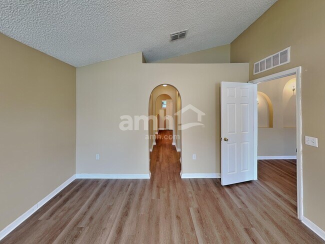 Building Photo - 4131 Woodley Creek Rd