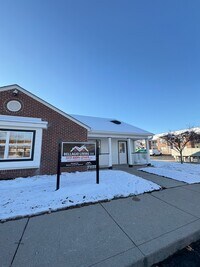 Building Photo - Bellagio Living III