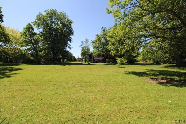 Building Photo - 6363 Muskrat Bay Rd
