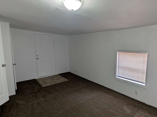 Building Photo - 14962 Goliad Dr