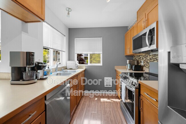 Building Photo - 21230 40th Way S