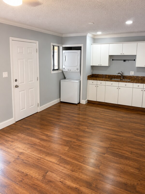 Building Photo - 677 Trace Cir