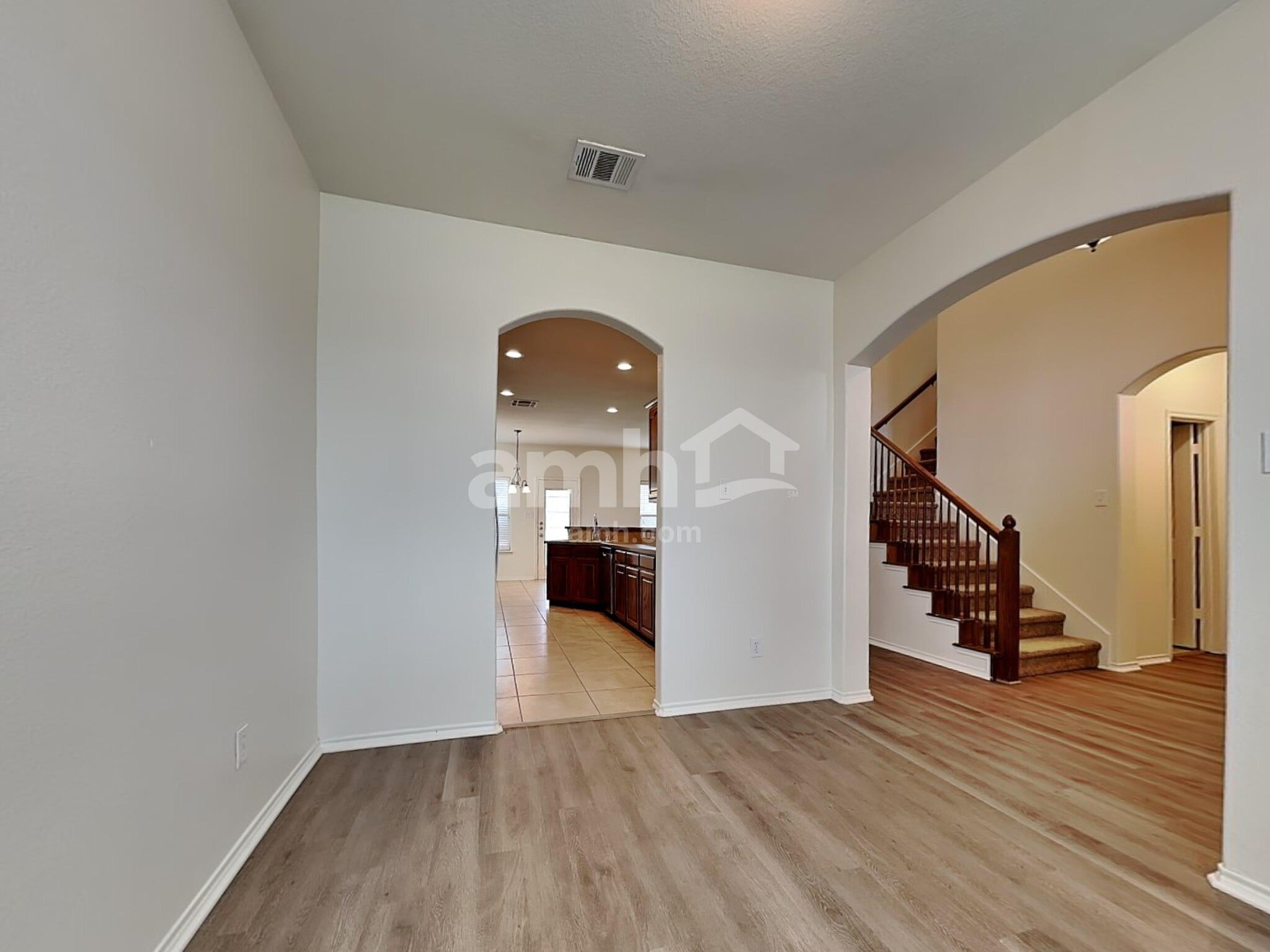 Building Photo - 1083 Carpenter Ct