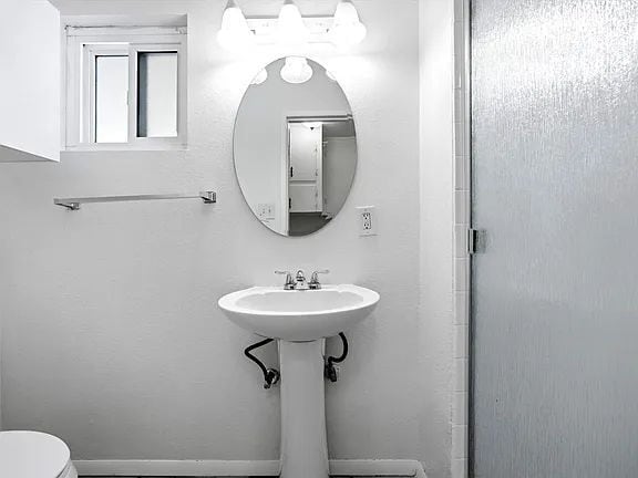 Building Photo - You will want to call this 3 bedroom 2 bathroom house "home sweet home".