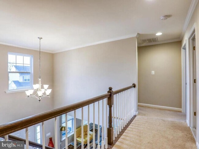 Building Photo - 110 Bentpath Ct