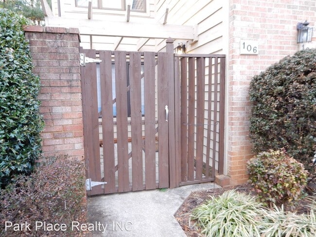 Building Photo - 3 br, 3 bath House - 106 Windward Dr SW