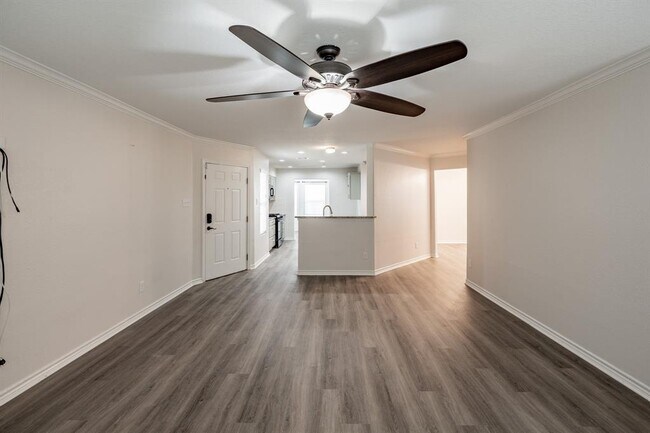 Building Photo - 9917 Kingfisher Dr