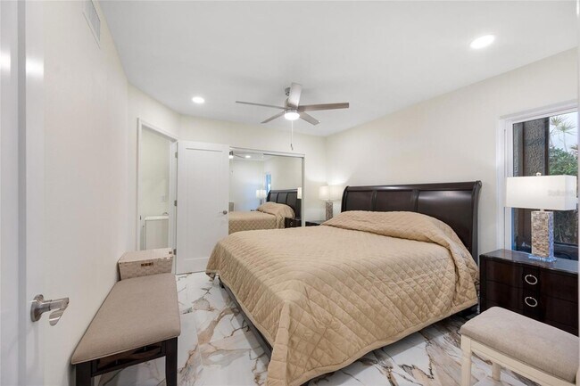 Building Photo - 240 Medallion Blvd