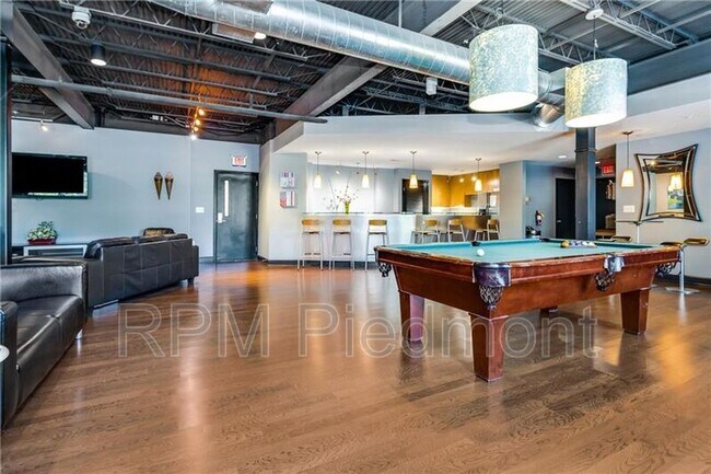 Building Photo - 5300 Peachtree Rd