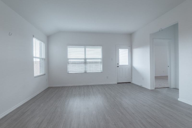 Building Photo - 448 Keefer