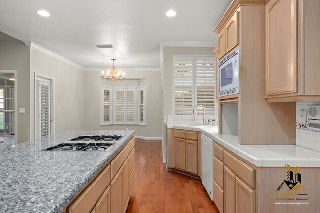 Building Photo - 5291 Bryant Rd