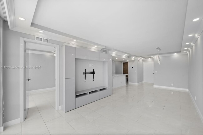 Building Photo - 701 Three Islands Boulevard