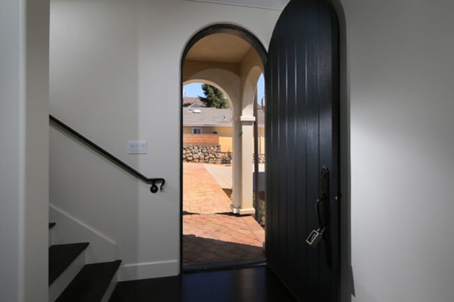 Building Photo - 2627 Hermosa Ave