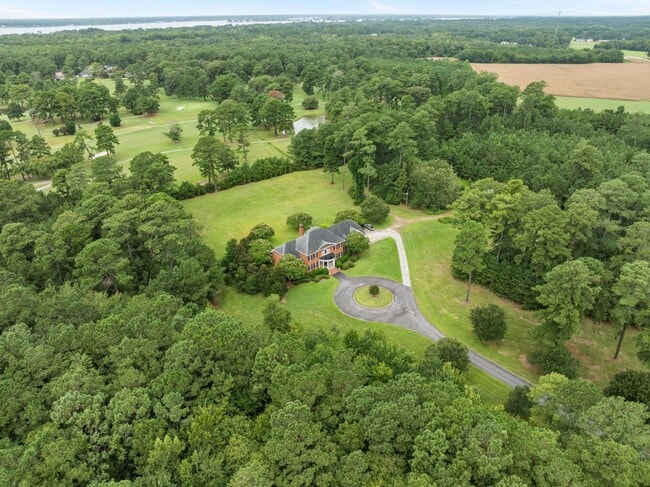 Building Photo - 450 Cox Rd